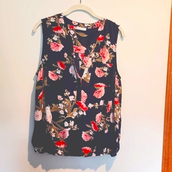 New York & Company Tops - New York & Co Detail Elastic Waist and Pockets Dressy Tank Top. NAVY, PINK, NWOT